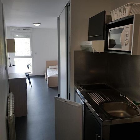 Marguerite Aparthotel Villeurbanne Buitenkant foto