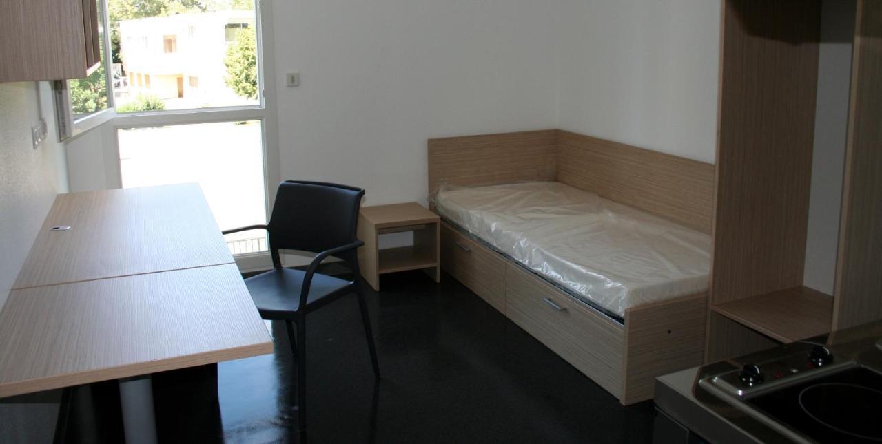 Marguerite Aparthotel Villeurbanne Buitenkant foto